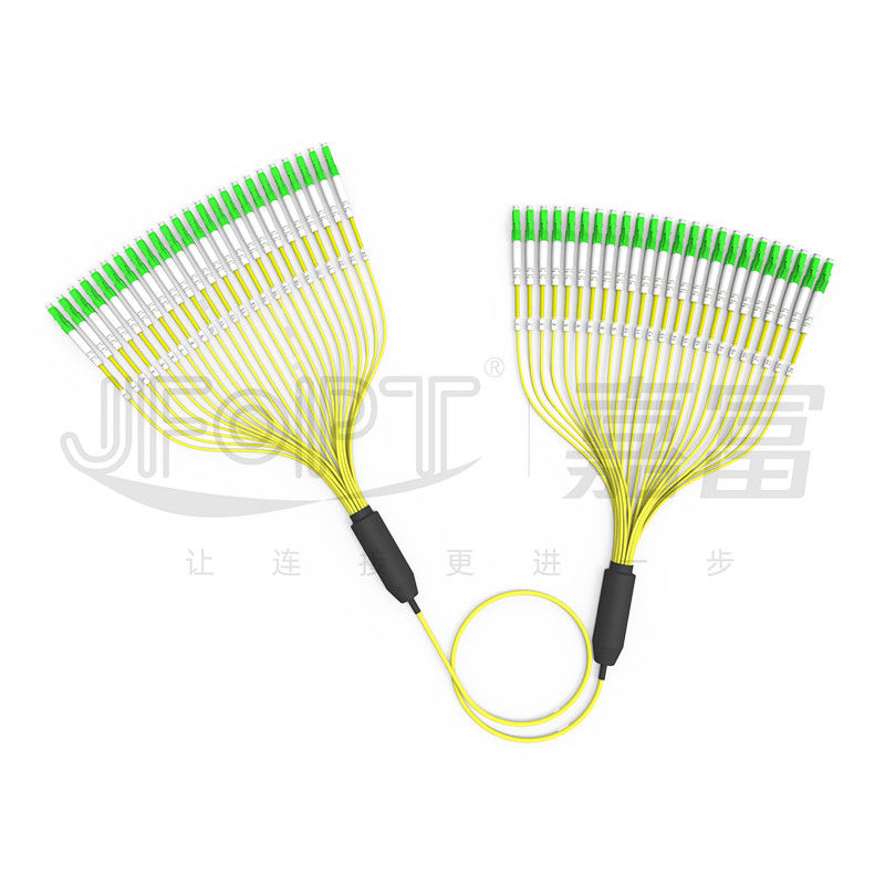 Cáp quang kết thúc trước 3.0mm 24 lõi G657A1 Vỏ ngoài màu vàng Chi nhánh LC / APC