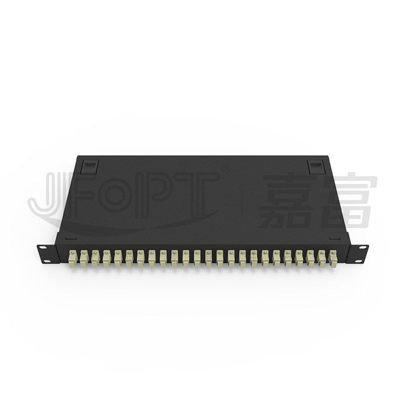 LC / SC / FC / ST Rack Mount Fiber Patch Panel 12/24core với kích thước 19 inch Khóa mở cửa